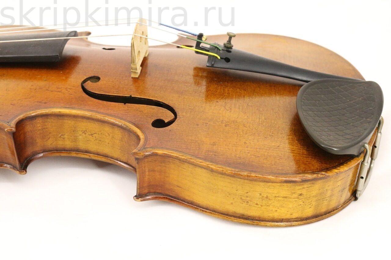 Предок скрипки 5 букв. Старинная скрипка. Древняя скрипка 5 букв. Древняя скрипка с конскими волосами.